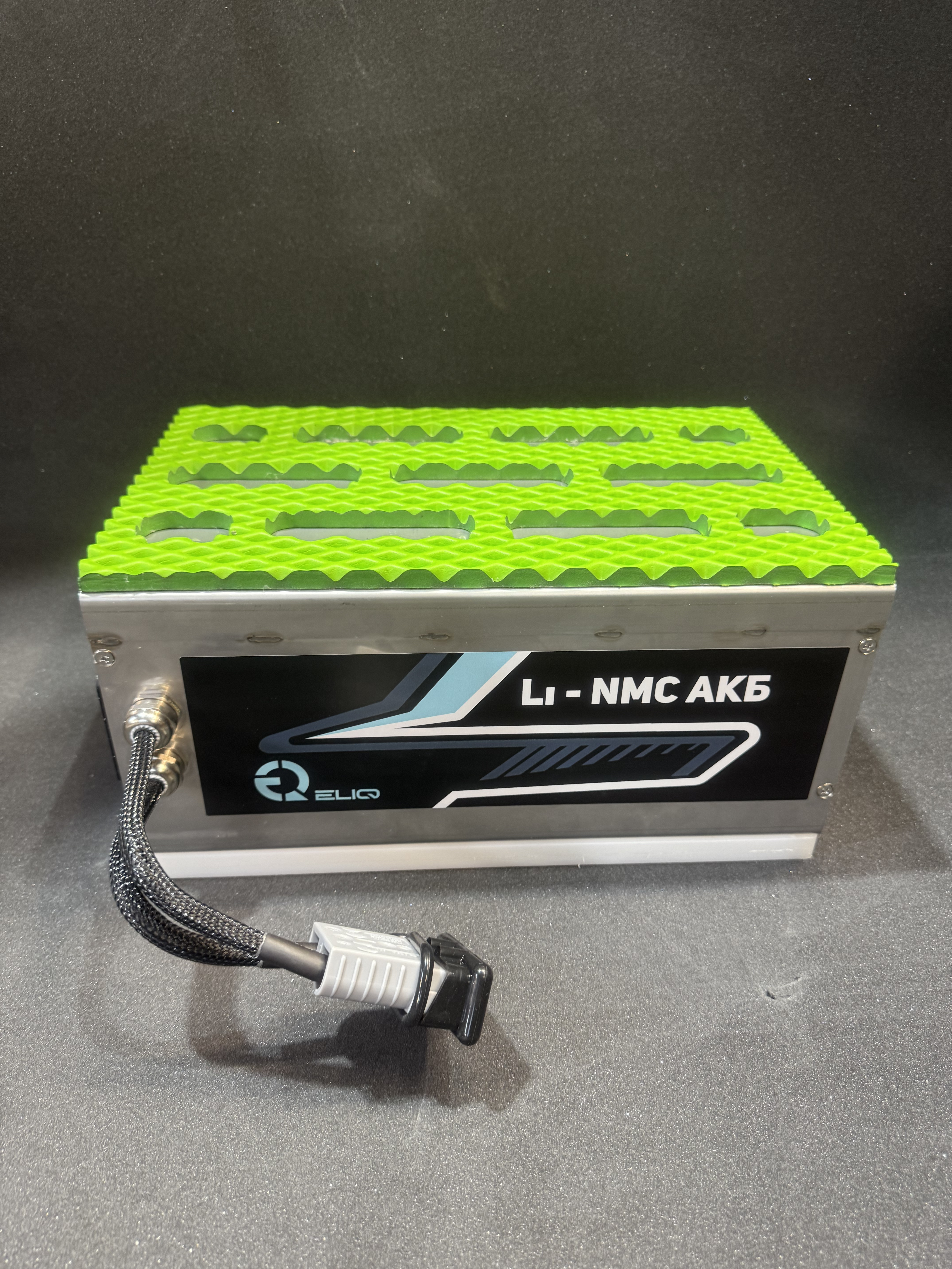 Съёмные запатентованные батареи ELIQ